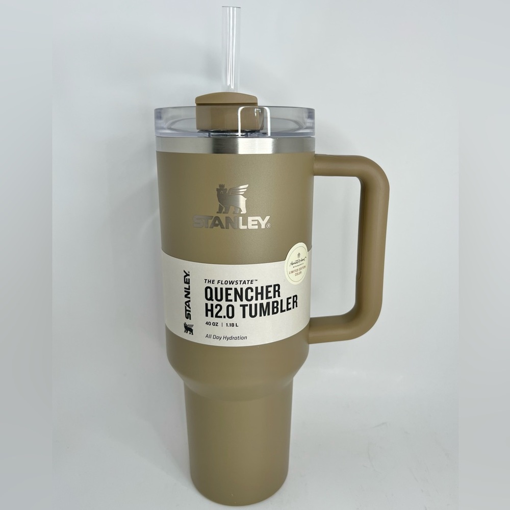 Stanley Magnolia Basic Brown Hearth & Hand 40oz H2.0 Flowstate Quencher Tumbler